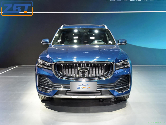 Бензиновый внедорожник Geely Xingyue L