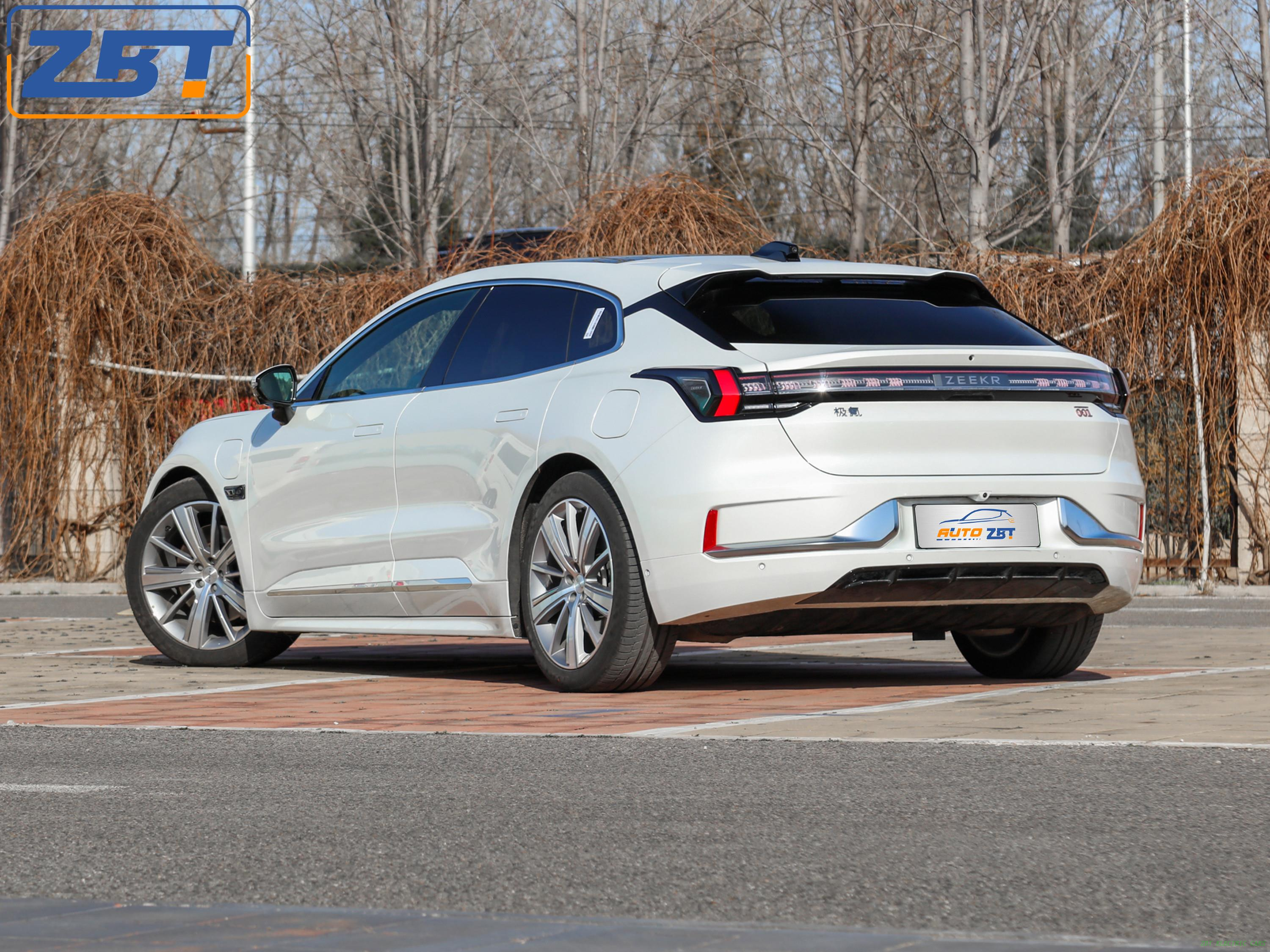 Zeekr 001 Электрический седан