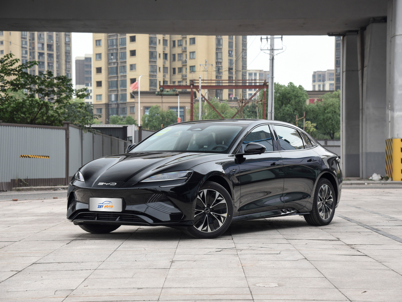 Байд Хайбао H01