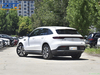 Электрический внедорожник Mercedes Benz EQC400