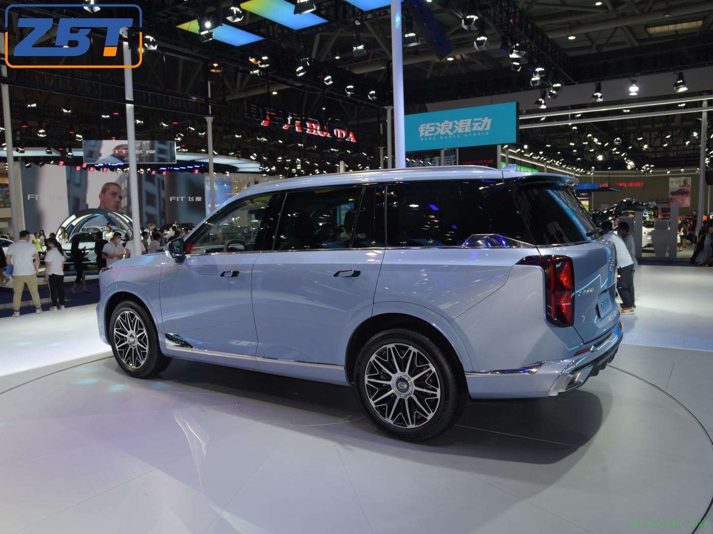 Trumpchi GS8 Бензиновый внедорожник