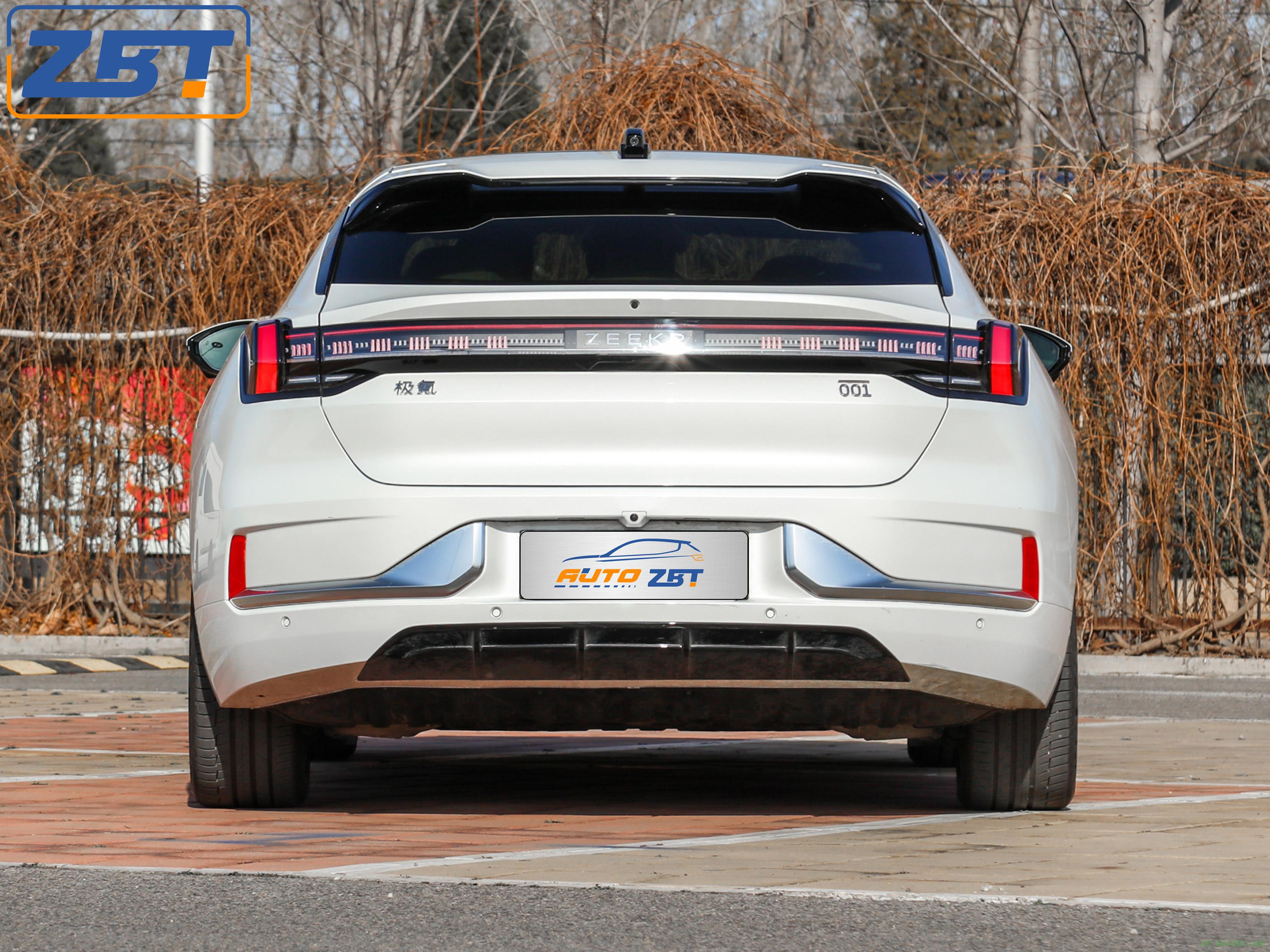 Zeekr 001 Электрический седан