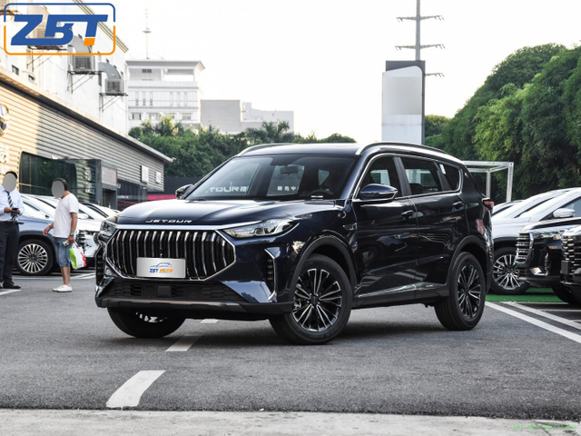 Chery Jetour x70 Plus Бензиновый внедорожник