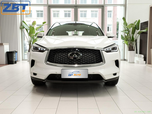 Бензиновый внедорожник Infiniti Qx50
