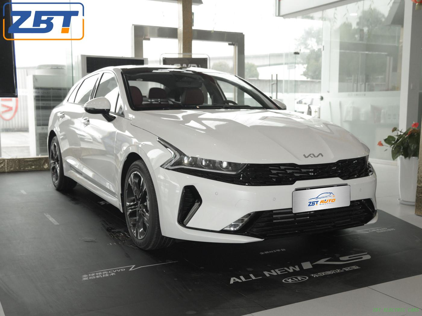 KIA K5 Бензиновый Седан