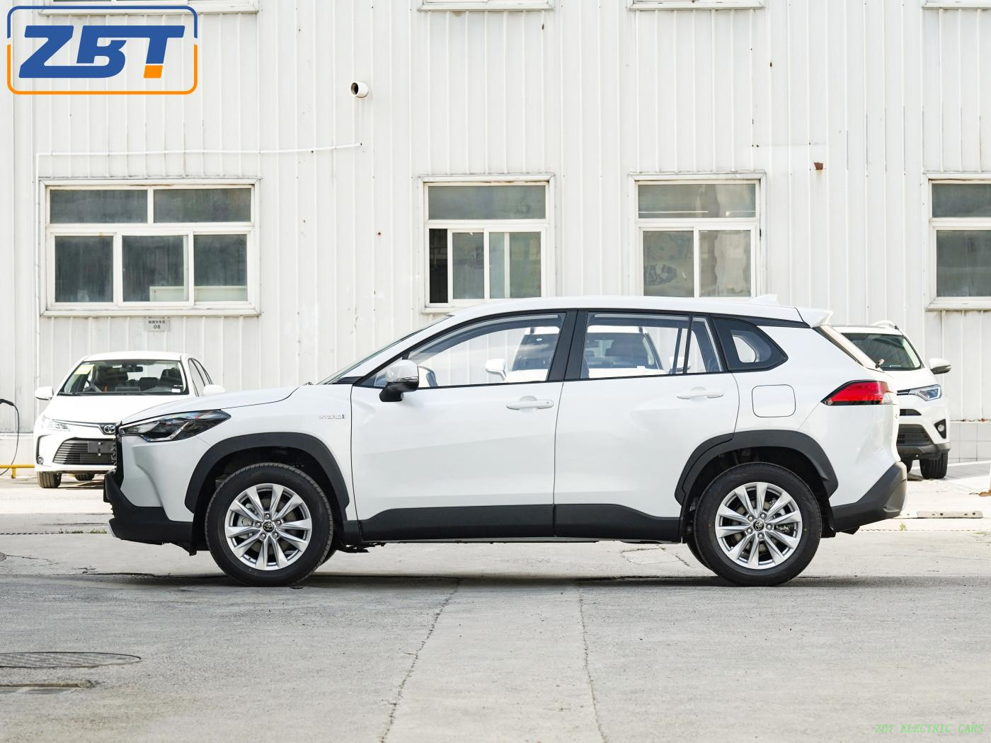 Бензиновый внедорожник Toyota Corolla Ruifang Cross