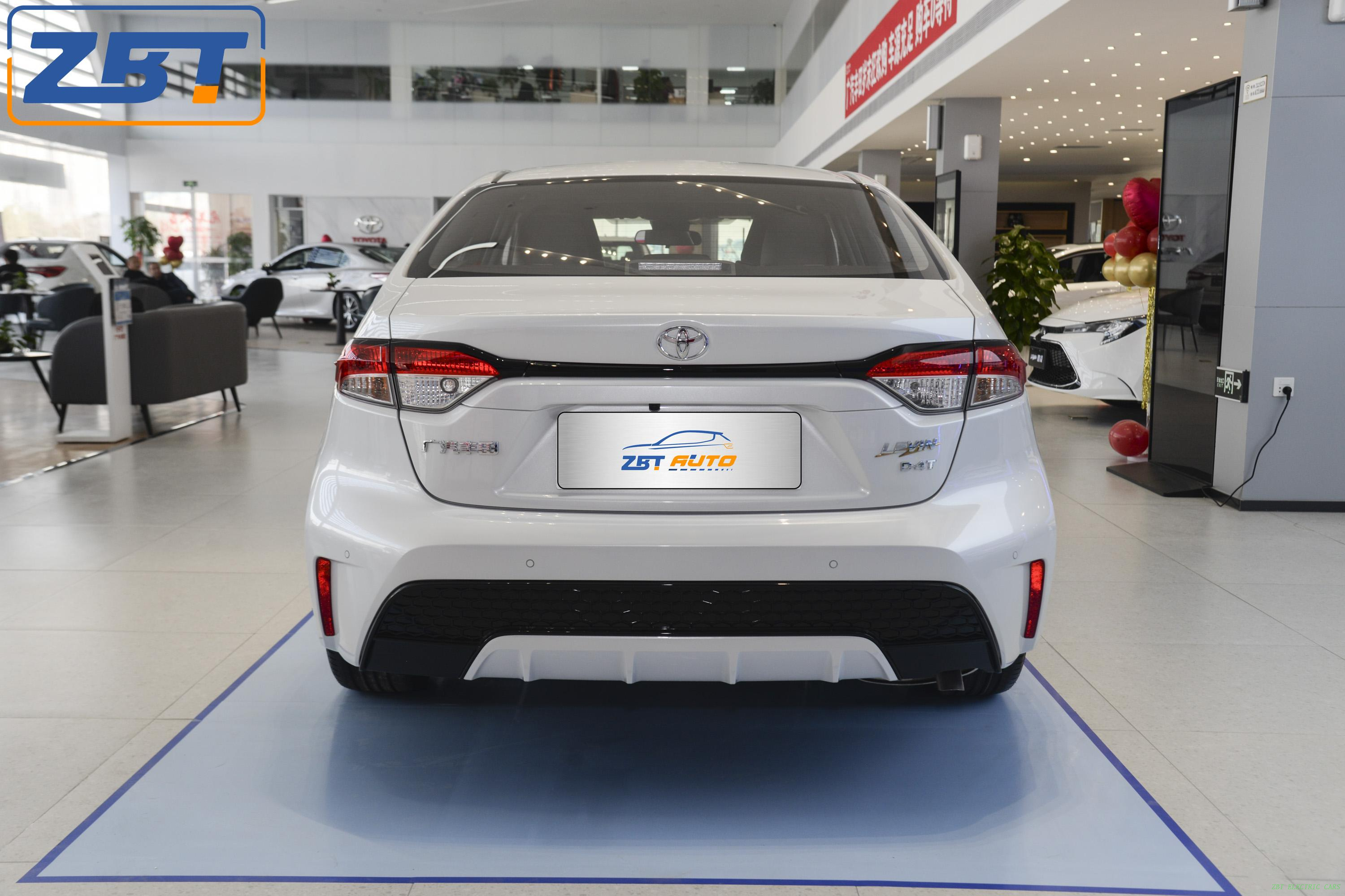 Бензиновый седан Toyota Levin