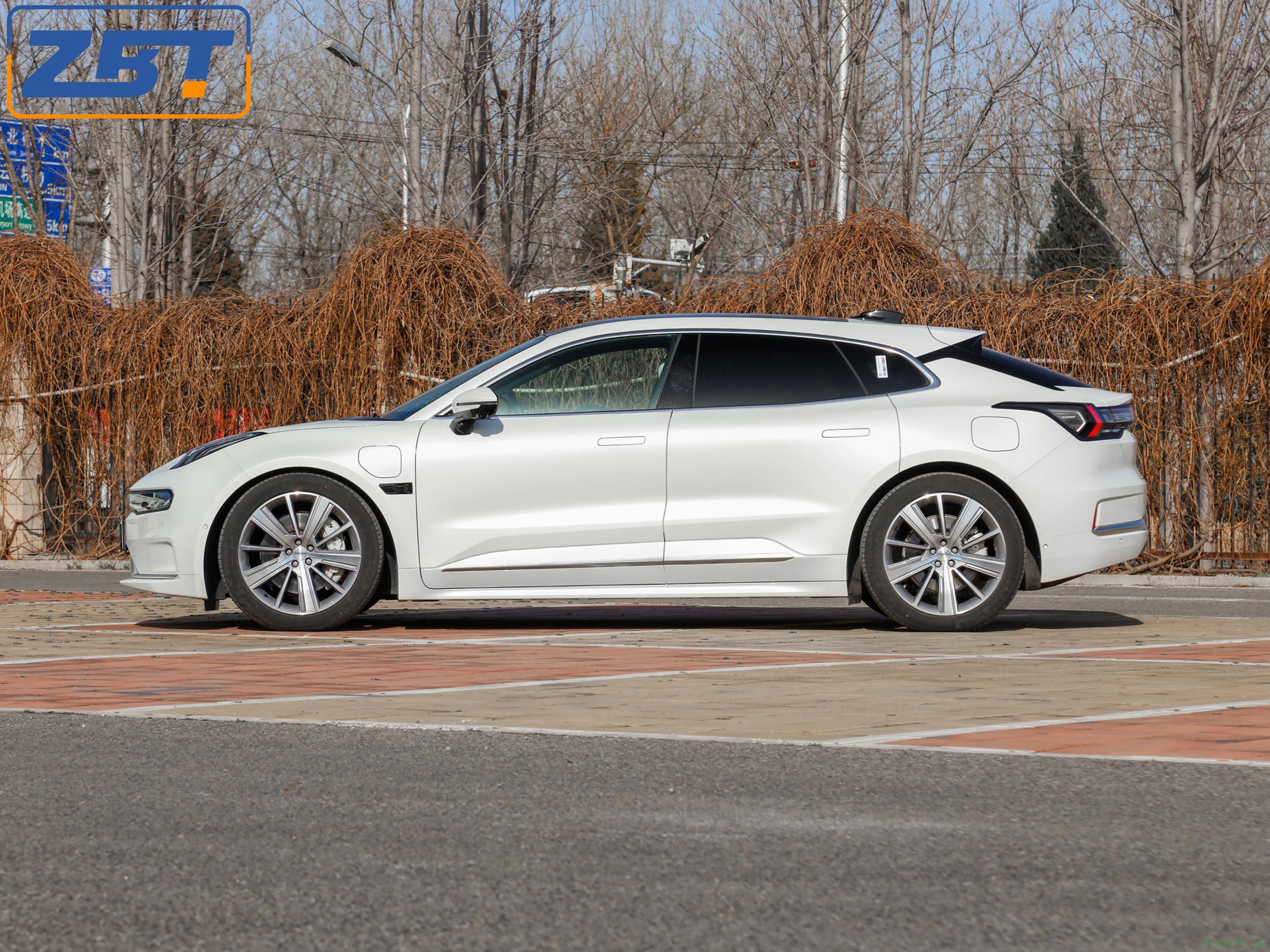 Zeekr 001 Электрический седан