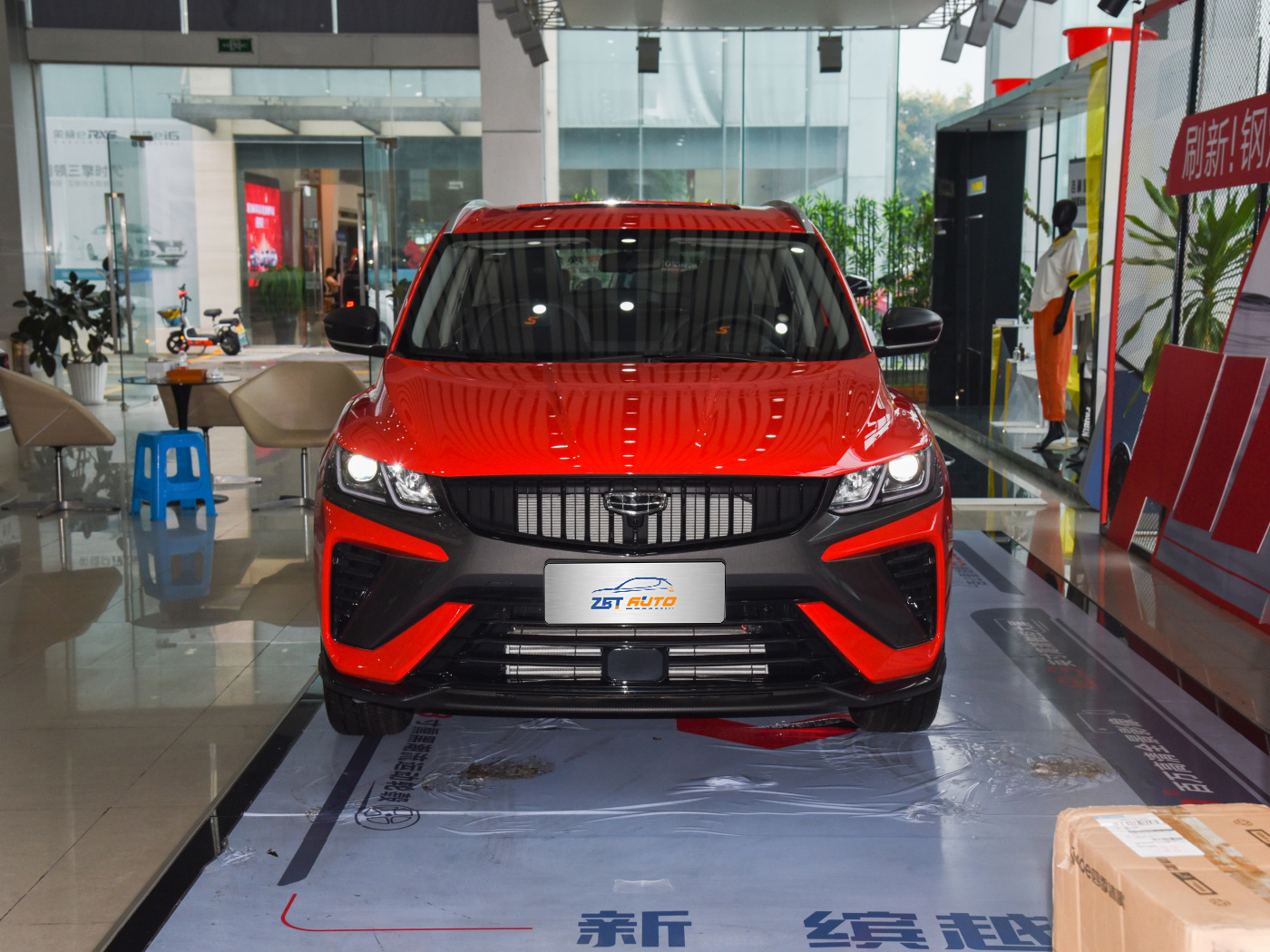 Coolray БинЮэ R02