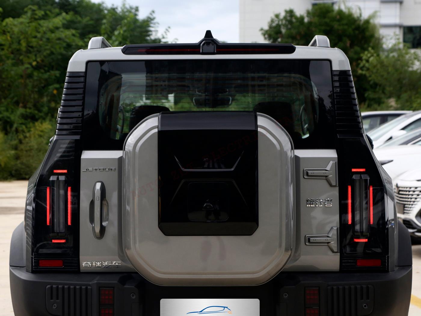 Джетур Путешественник X89