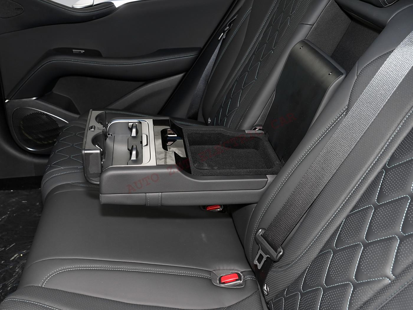 Морской лев 07 X22