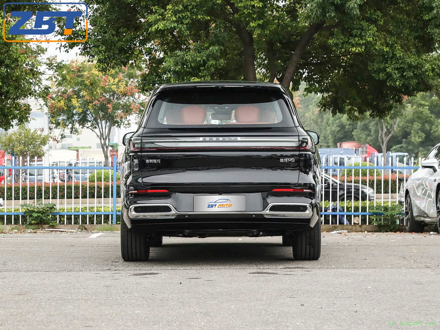 Электромобиль Geely Galaxy M9 New Energy Hybrid SUV 2025 года