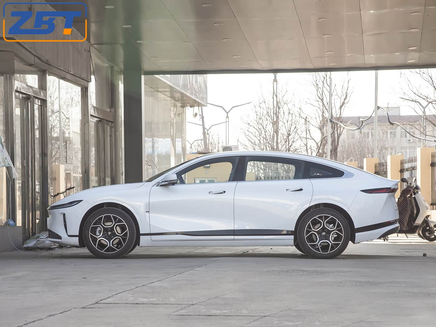 Циюань A07 - WH04