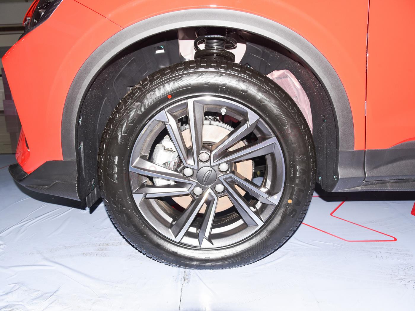 Coolray БинЮэ X68