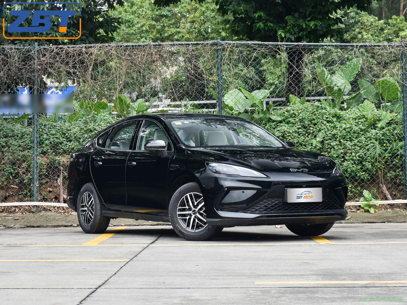 Электромобиль BYD Sealion 05 DM-i New Energy Hybrid SUV