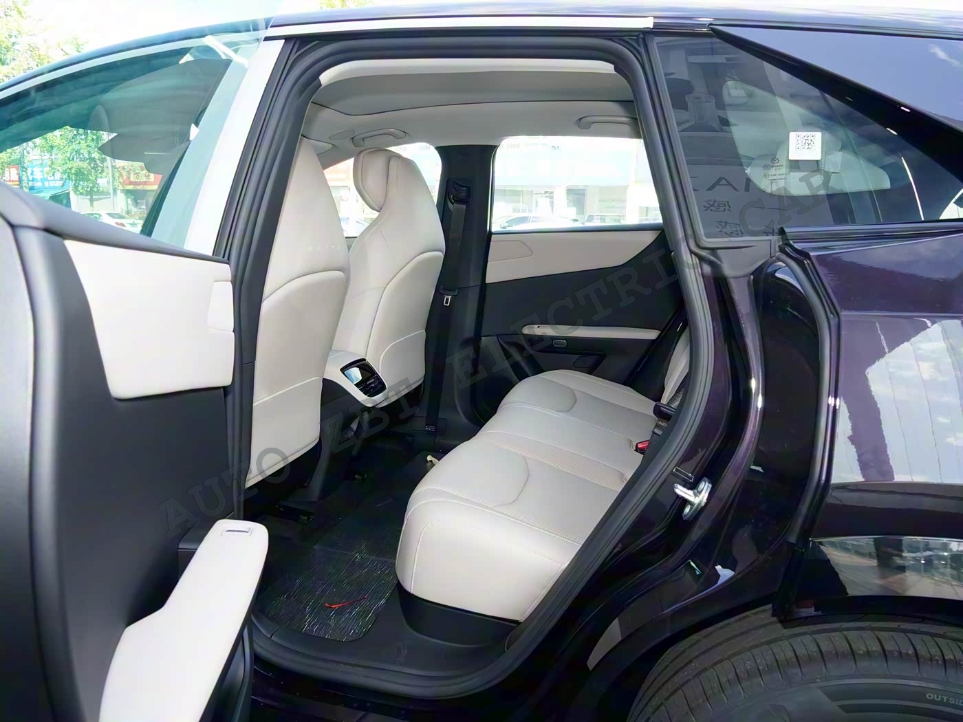 Мазда EZ60 - W56