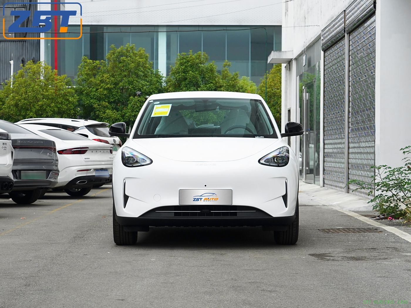 Электромобиль Jili Xingyuan New Energy Hybrid SUV 2025 года