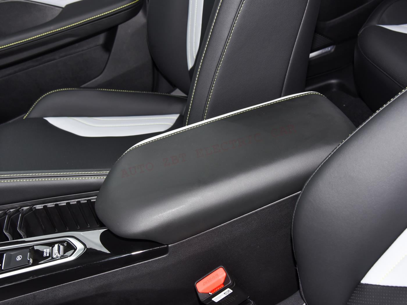 Coolray БинЮэ X23