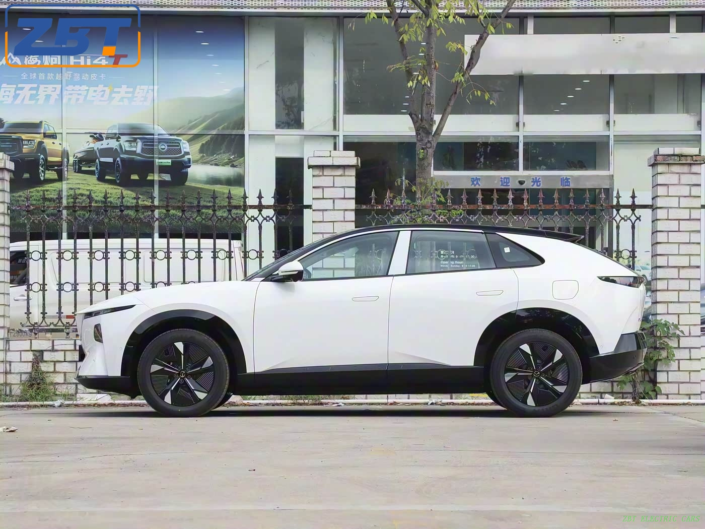 Электромобиль Mazda EZ60 New Energy Hybrid SUV