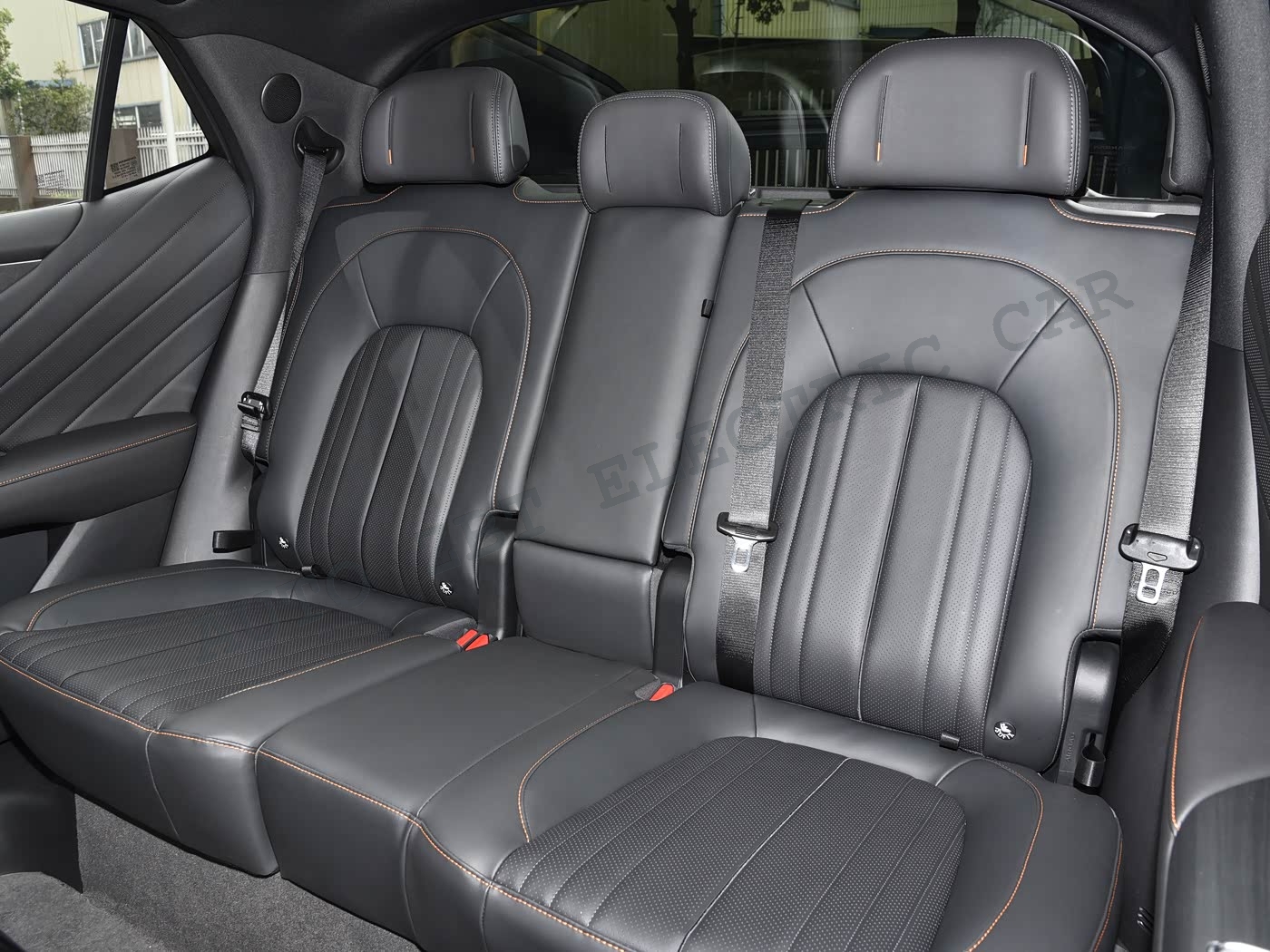 Циюань E07 - B54