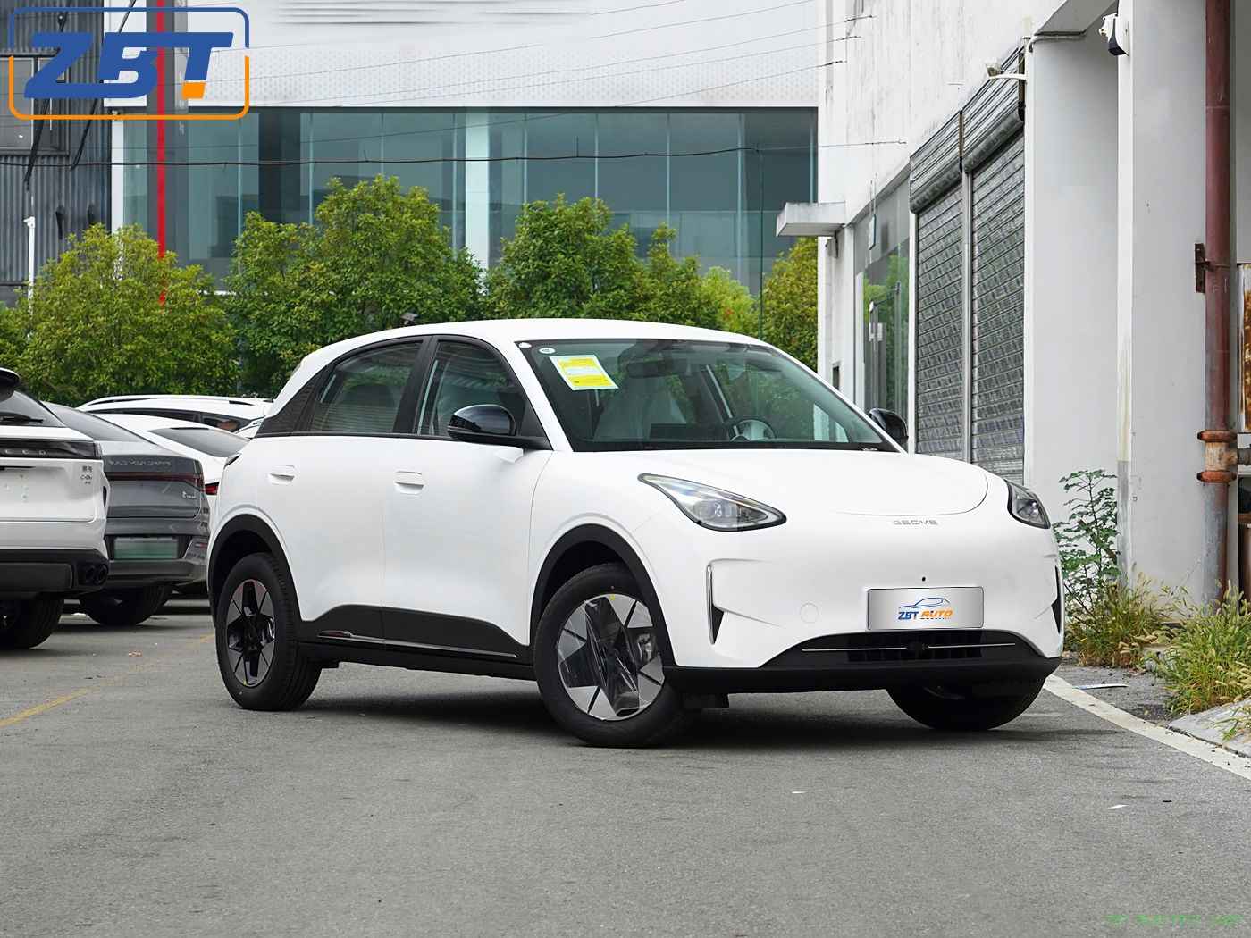 Электромобиль Jili Xingyuan New Energy Hybrid SUV 2025 года