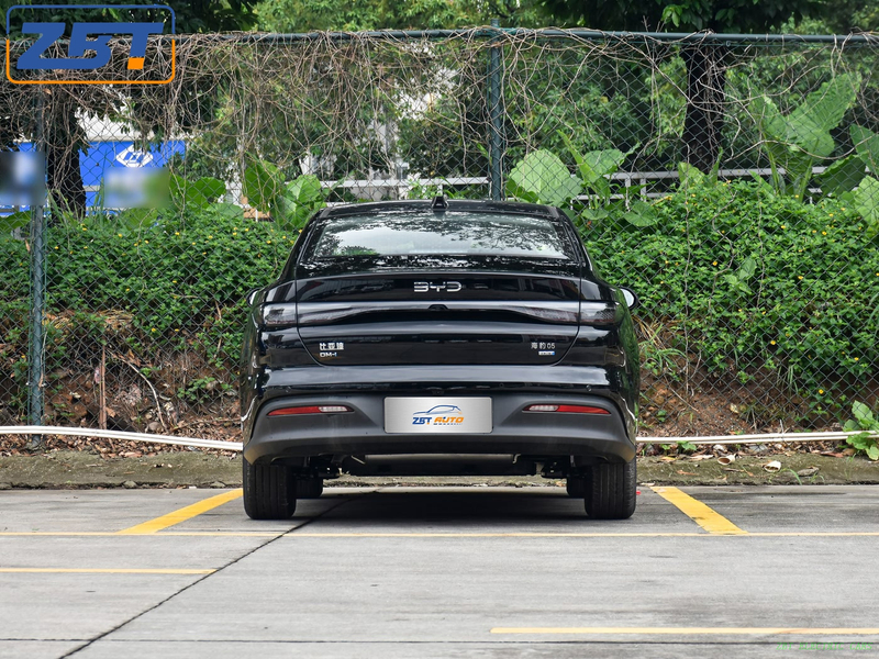 Электромобиль BYD Sealion 05 DM-i New Energy Hybrid SUV