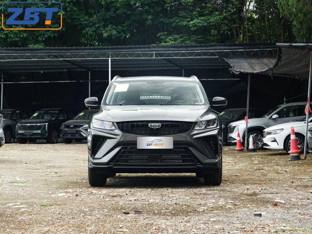 Бензиновый внедорожник Geely Coolray Binyue