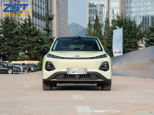 Электромобиль Qiyuan Q05 New Energy Hybrid SUV 2025 года