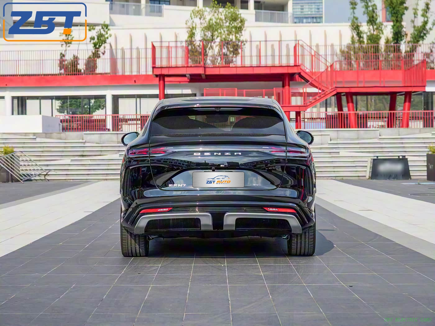 Электромобиль Denza N7 New Energy Hybrid SUV 2025 года