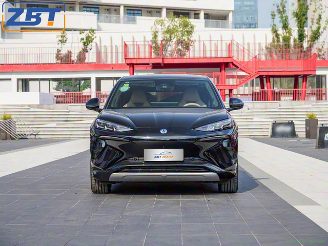 Электромобиль Denza N7 New Energy Hybrid SUV 2025 года