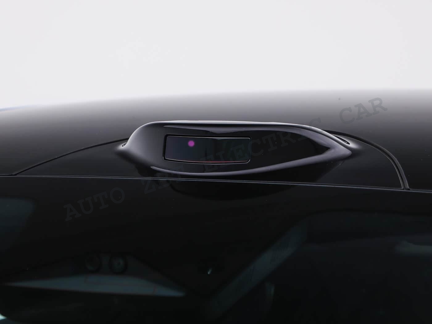 GEELY YHTT-BL19