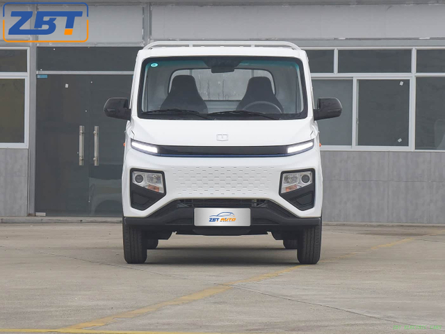 Бензиновый внедорожник Geely Yuancheng F1E, работающий на топливе
