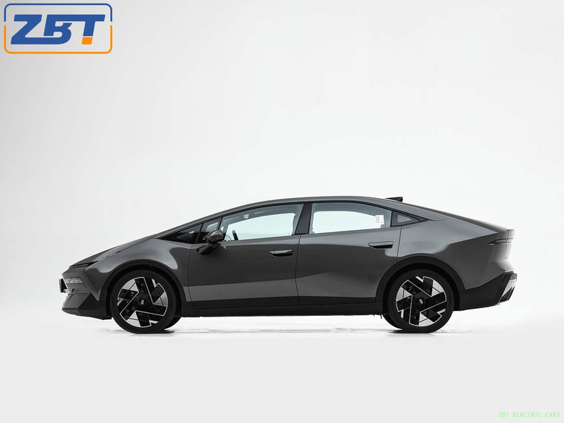 Бензиновый внедорожник IONIQ V, топливный автомобиль
