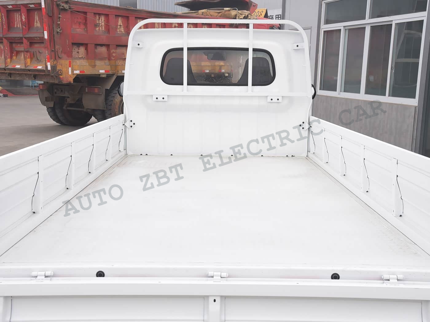 Geely Юанчэн F1E-W64