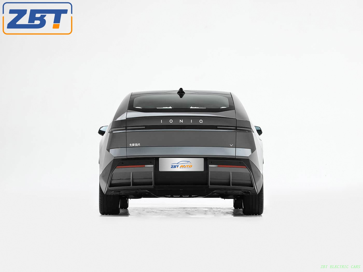 Бензиновый внедорожник IONIQ V, топливный автомобиль