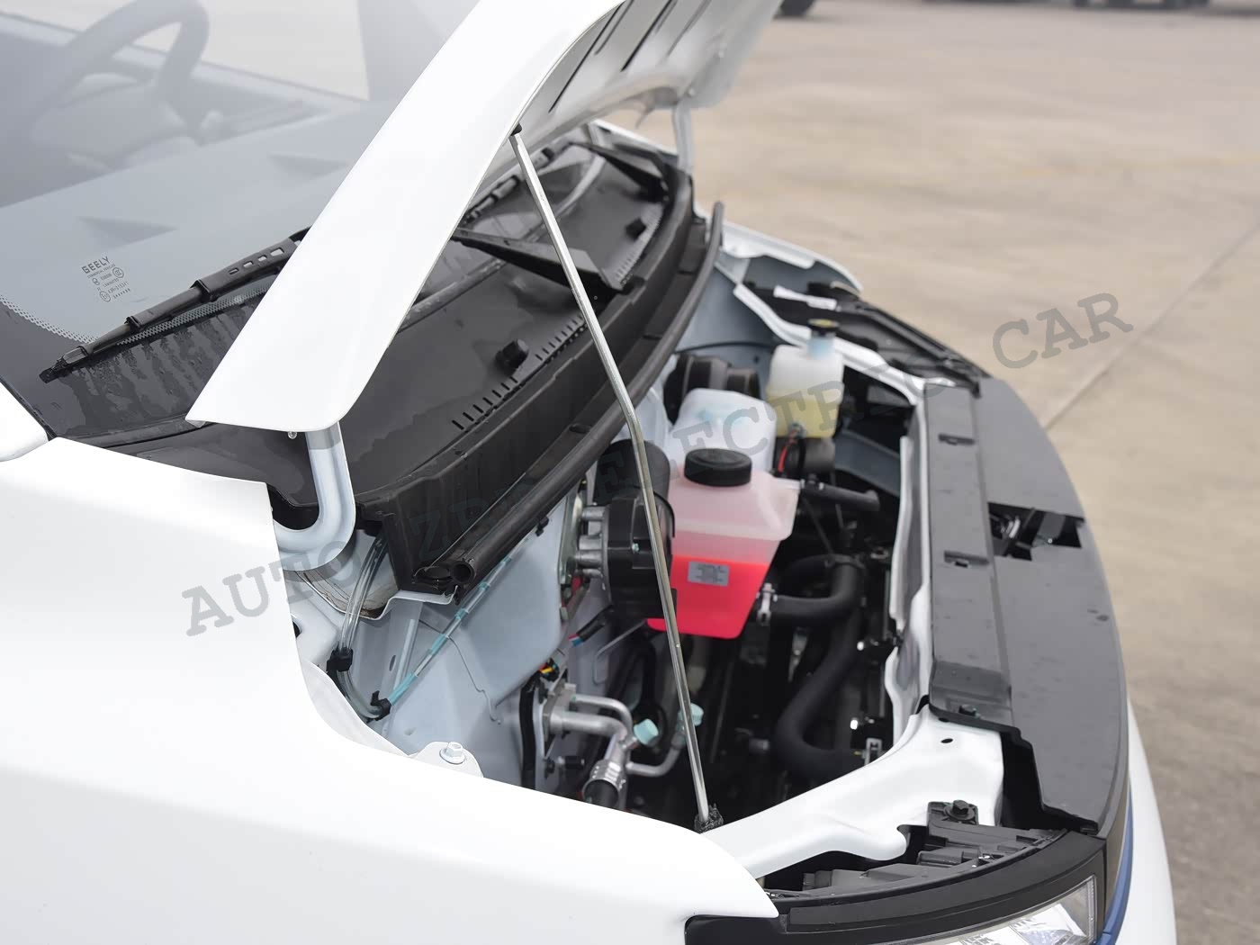 Geely Юанчэн F1E-W11