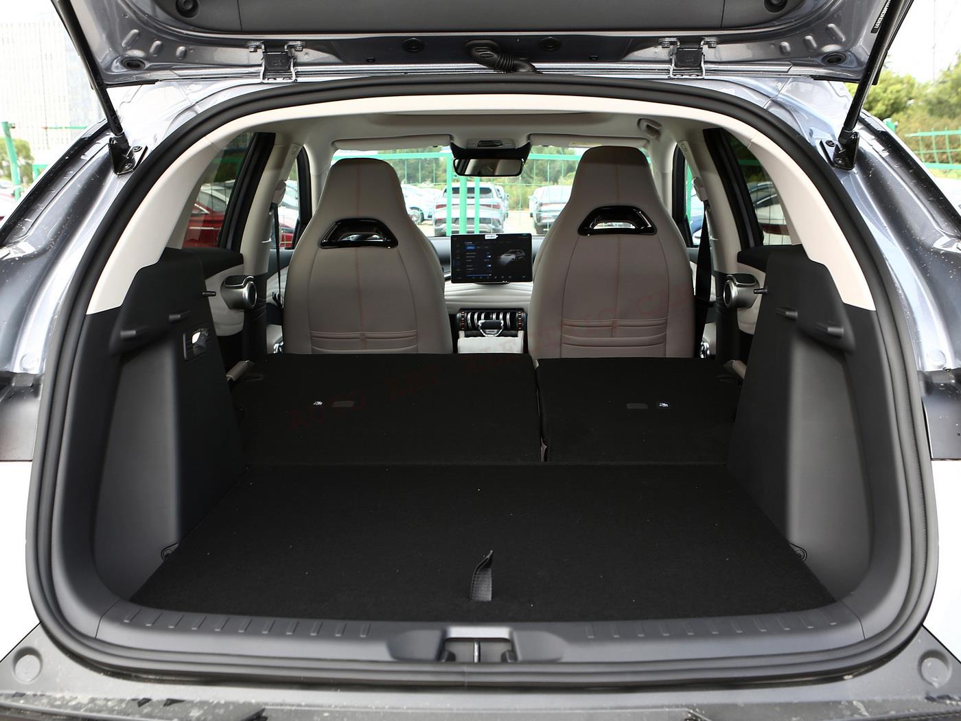 Юань Плюс X57