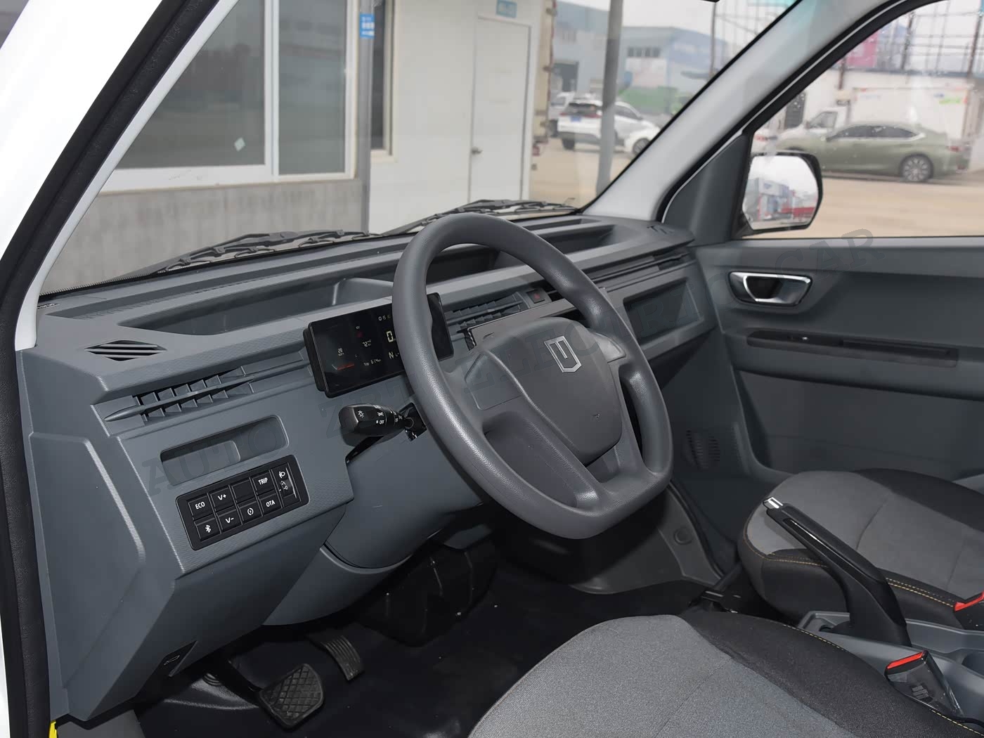 Geely Юанчэн F1E-W35