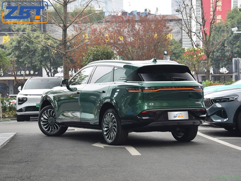 Voyah FREE New Energy Hybrid SUV Цена в США 36 599,00–36 999,00 долларов США.