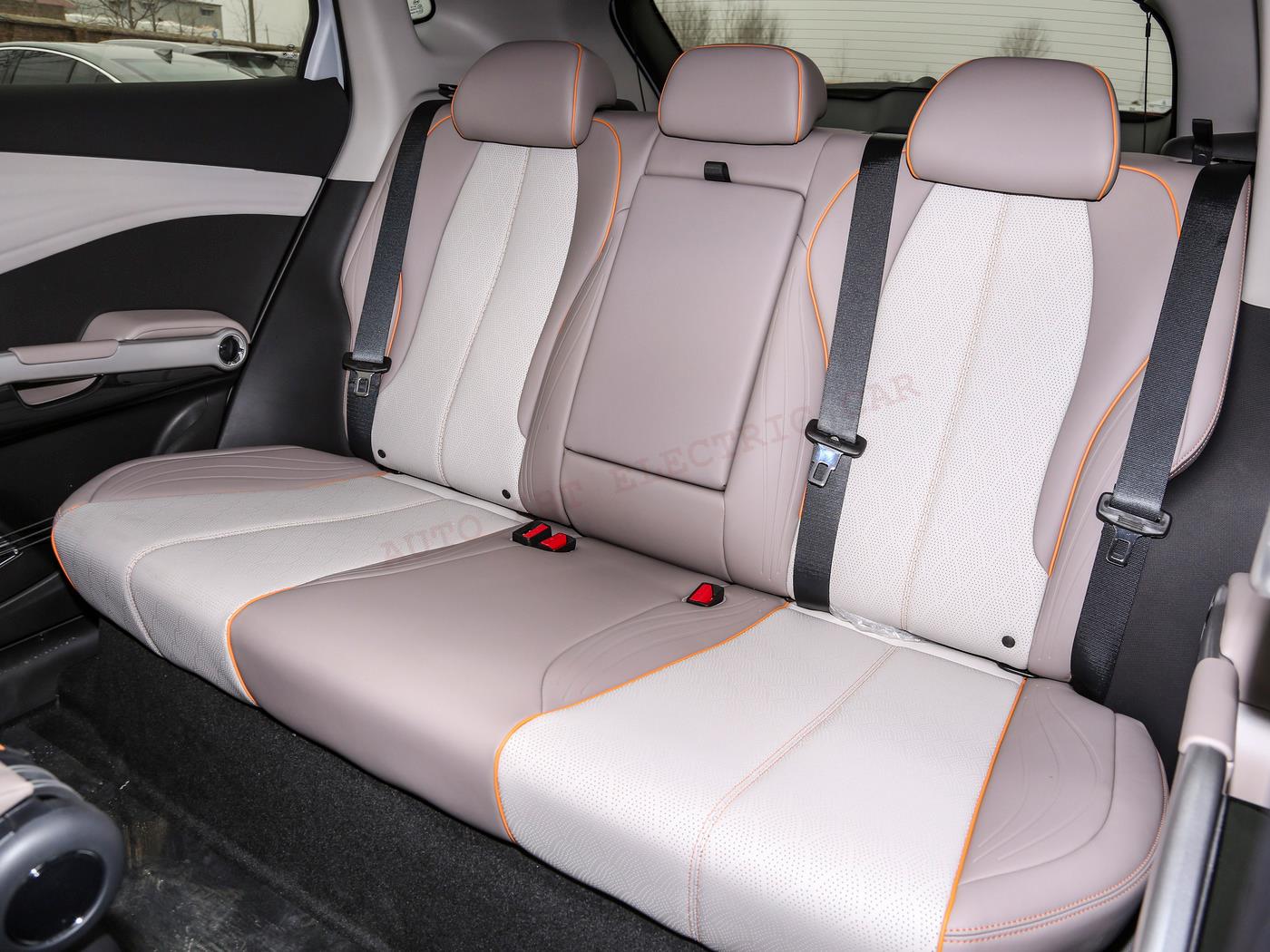 Юань Плюс X35