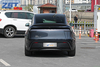 Модель Y+ New Energy Hybrid SUV. Цена в США: 45 599,00–45 999,00 долларов США.