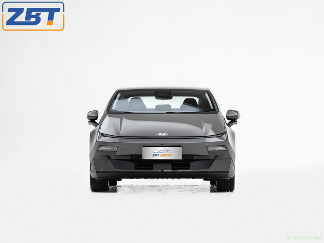 Бензиновый внедорожник IONIQ V, топливный автомобиль