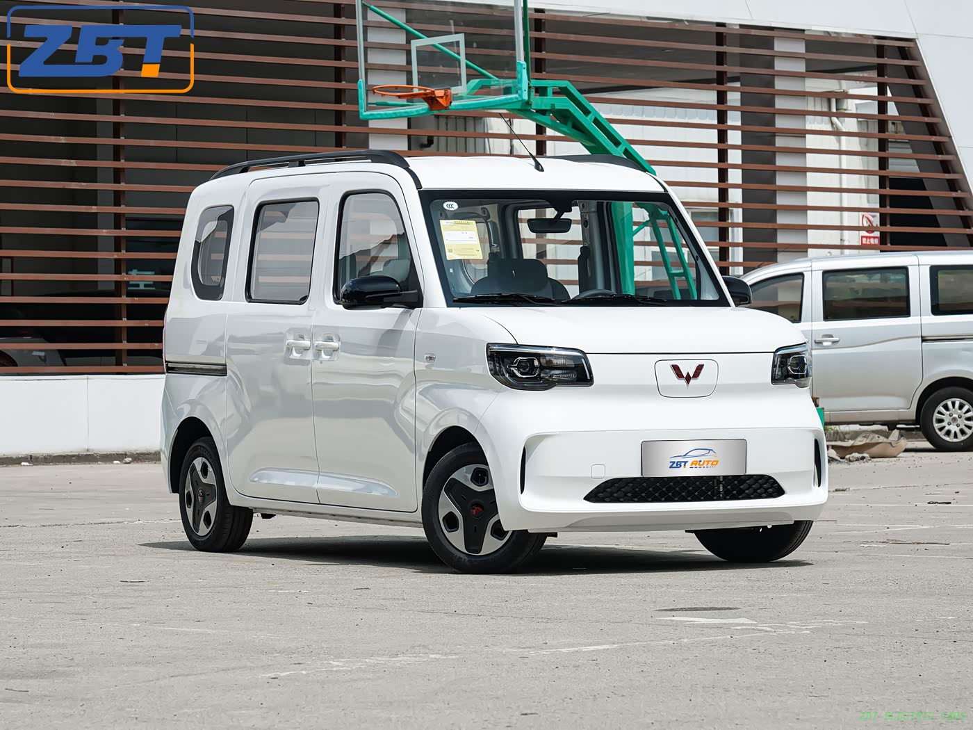 Небольшой легковой автомобиль с бензиновым двигателем Wuling Sunshine