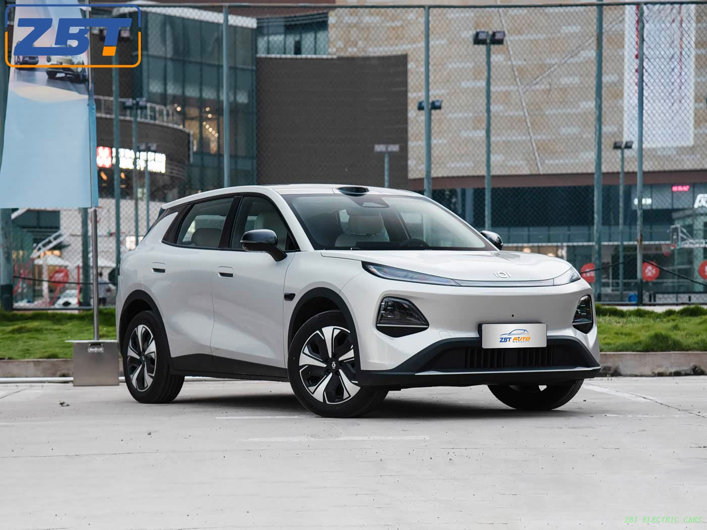 Qiyuan Q05 ULTRA+ бензиновый внедорожник, топливный автомобиль
