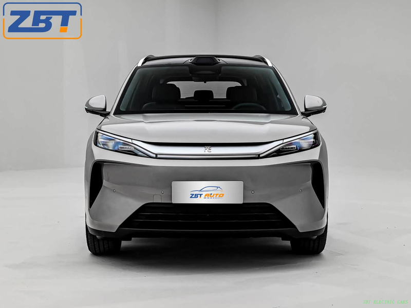 Бензиновый внедорожник BYD 3RD YUAN PLUS, работающий на топливе